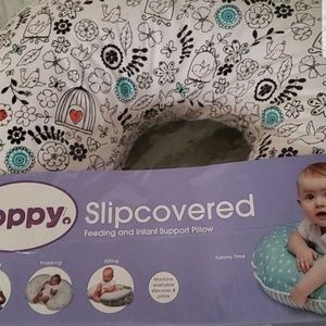 Boppy pillow